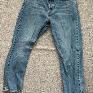 Levi’s Wedgie Straight Leg Jean